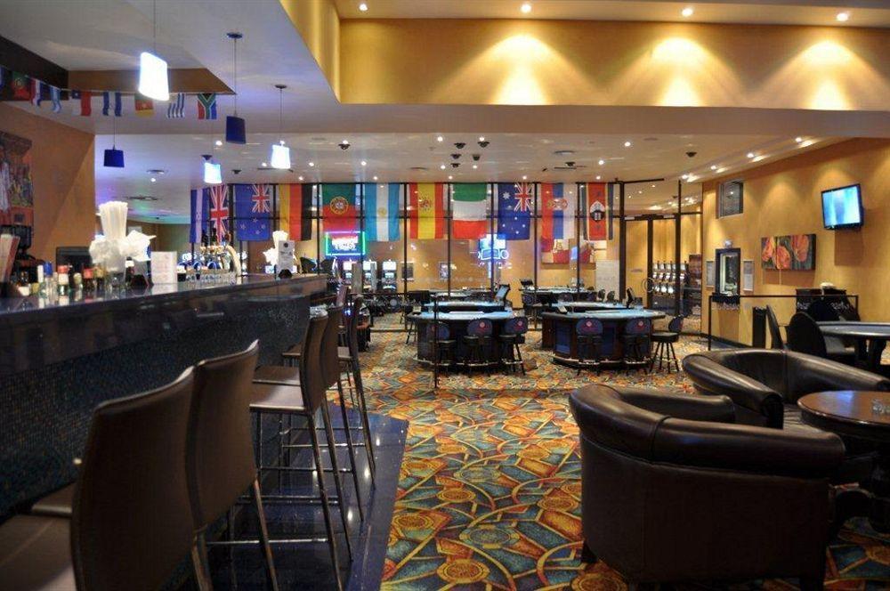 Happy Valley Hotel And Casino Ezulwini Exterior photo